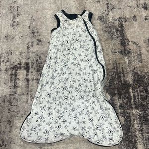 Honest Co Reversible Sleep sack/blanket 6-12mo